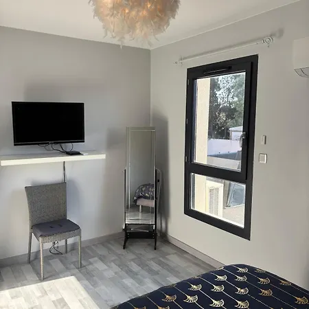 De Baluffe - 3 Bedrooms, Pool, Parking Villa *